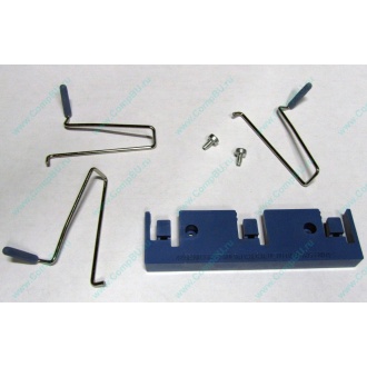 Фиксатор для 5.25" устройств серверных корпусов HP с тремя металлическими защелками (Шатура)